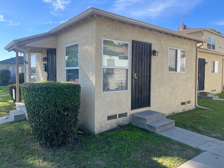 Building Photo - 4241 N Bellflower Blvd