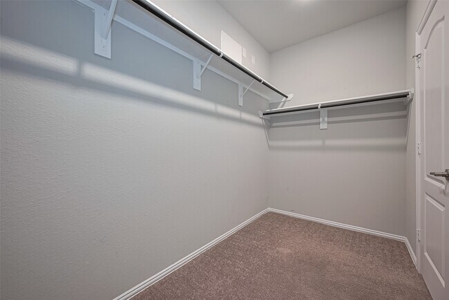 Building Photo - 31415 Conover Dr
