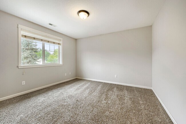 Building Photo - Custom-Built 4BR/2.5BA Two-Story Near Woodstock — Quartz Island Kitchen, Gas Fireplace & Fenced Y...