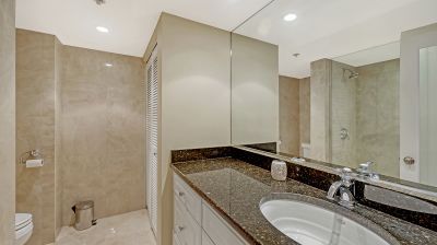 Building Photo - 888 Boulevard of the Arts