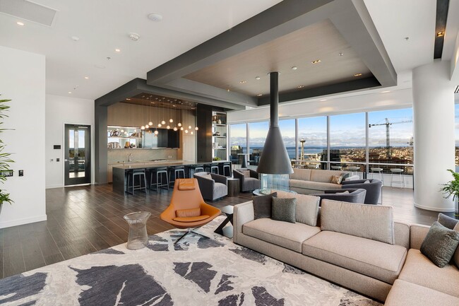Building Photo - Bright and Modern World-Class Condo