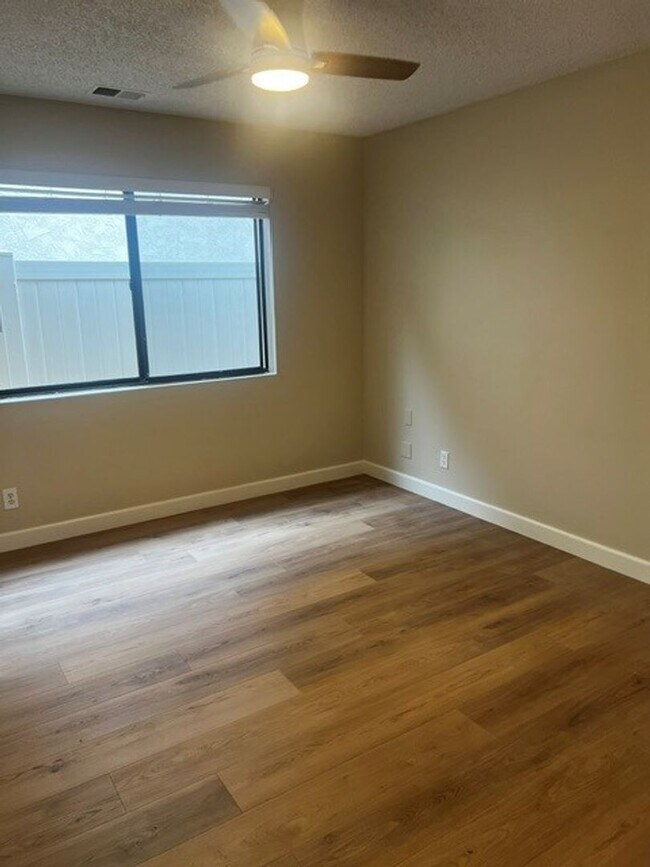Building Photo - 133 Shadow Mountain Dr