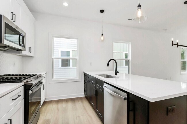 Building Photo - Brand New Two Bedroom End-Unit Townhouse - Multiple Options Available!