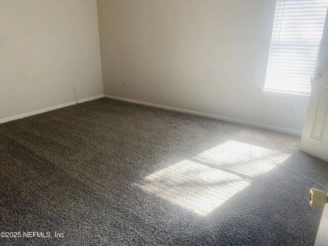 Building Photo - 7630 Leafy Forest Way