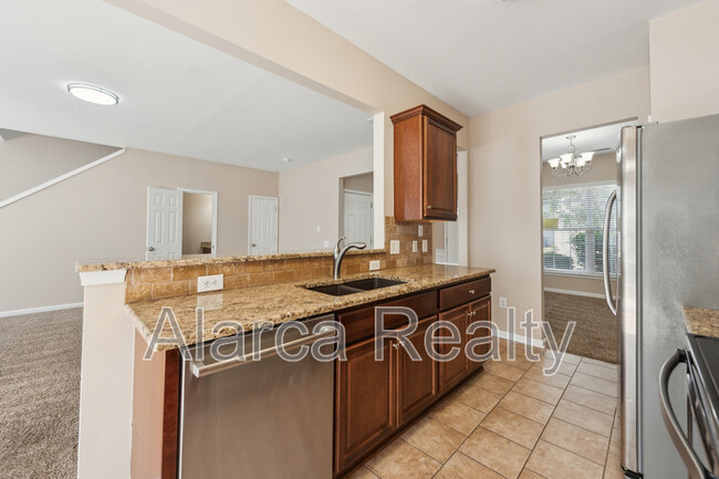 Building Photo - 15112 Northsprings Dr
