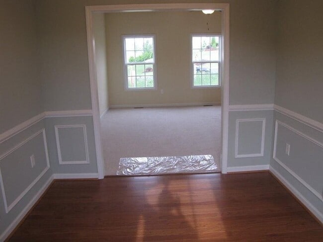 Building Photo - 203 Winnbrook St