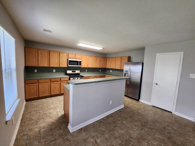 Building Photo - 20718 Blanton Brook Dr