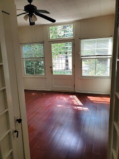 Building Photo - 1803 Calhoun St