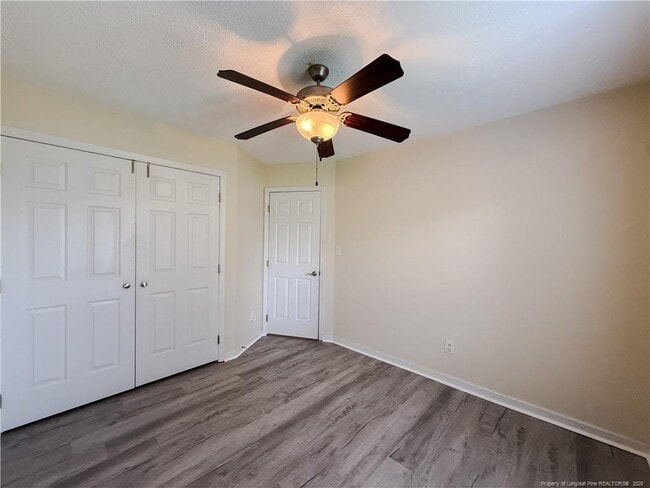 Building Photo - 5909 Idol Ct
