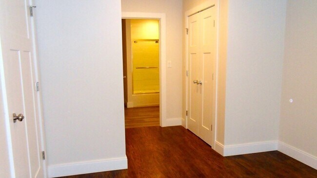 Building Photo - 76 Stonley Rd