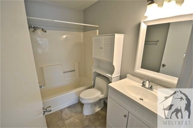 Building Photo - 1206 Waterside Cove