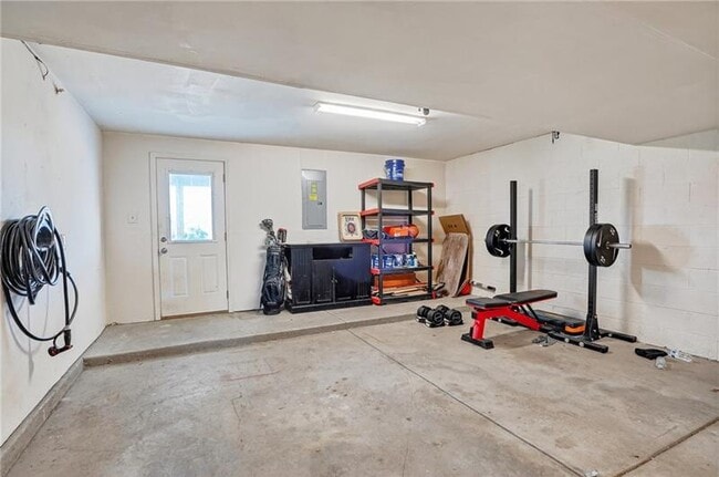 Building Photo - 117 Scenic Hill Dr