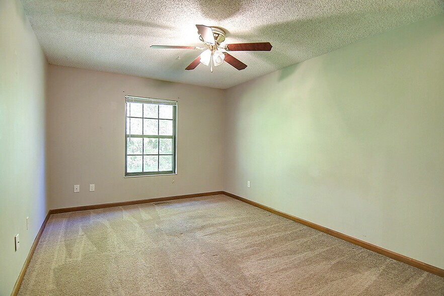 Building Photo - 9630 Sage Meadow Ct