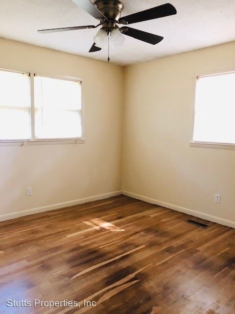 Building Photo - 3 br, 1.5 bath House - 2310 Cloyd Boulevard
