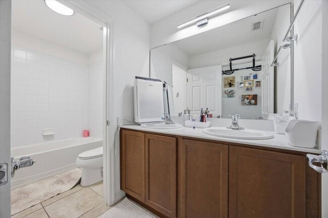 Building Photo - 3848 Carrick Bend Dr