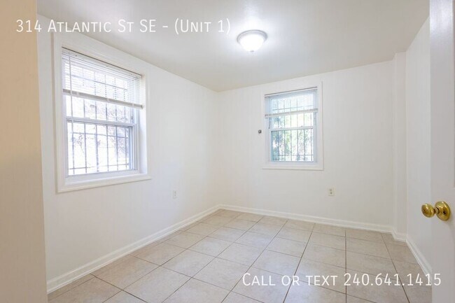 Building Photo - 314 Atlantic St SE