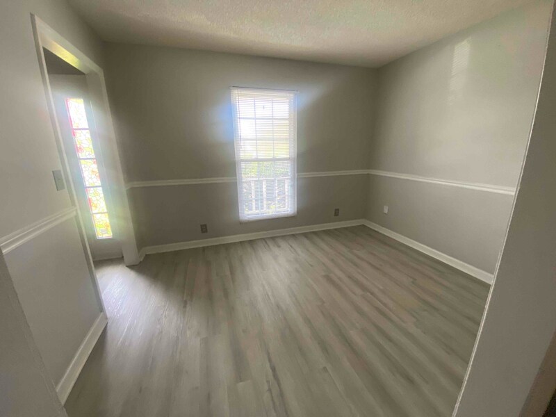 Building Photo - 3121 Kinwood Dr