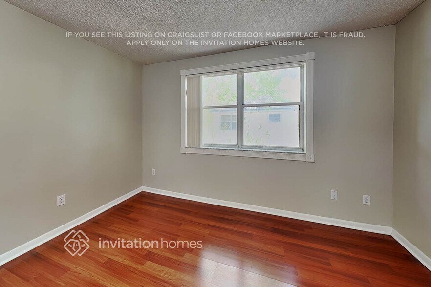 Building Photo - 831 NW 98th Ave