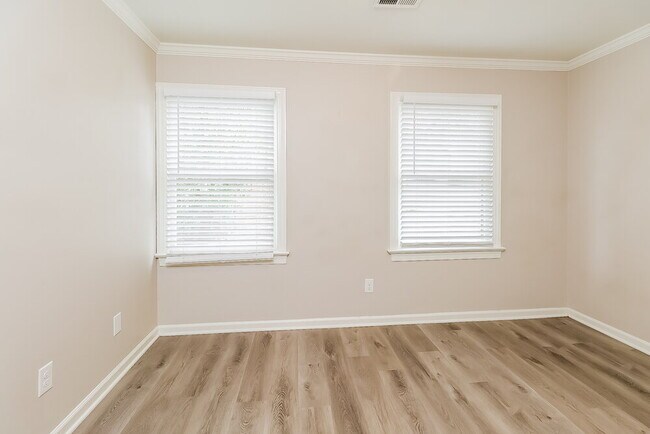 Building Photo - 2410 Wildburne Ct