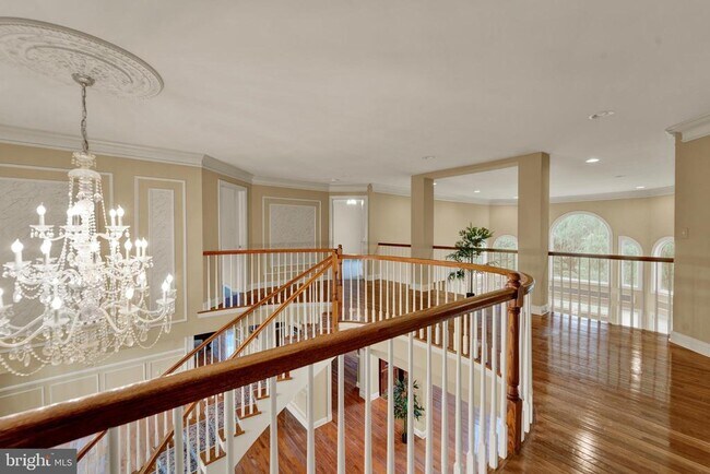Building Photo - 19 Meadowlark Dr