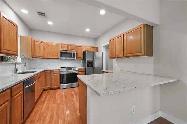 Building Photo - 1502 Medio Calle