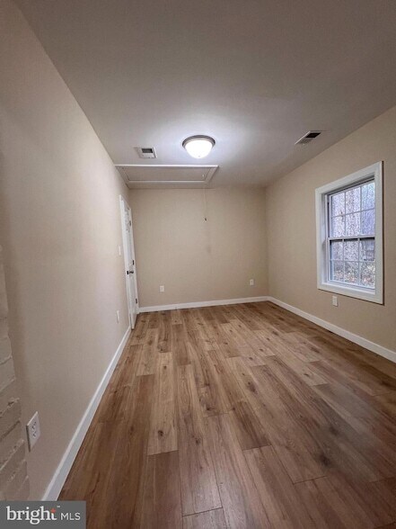 Building Photo - 2073 Warrenton Rd