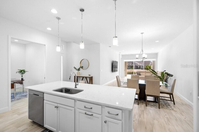 Building Photo - 8118 Tethys Ct