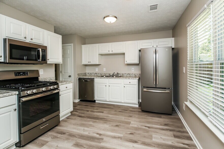 Building Photo - 54 Virginia Heights Dr