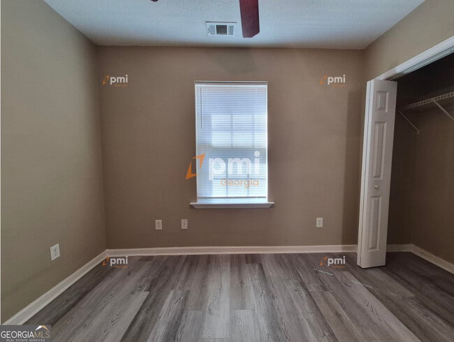 Building Photo - 342 Orchard Way