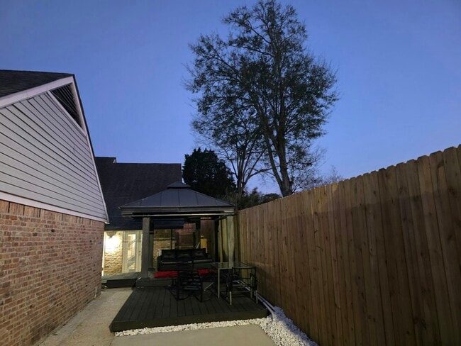 Building Photo - 2022 Michel Delving Rd