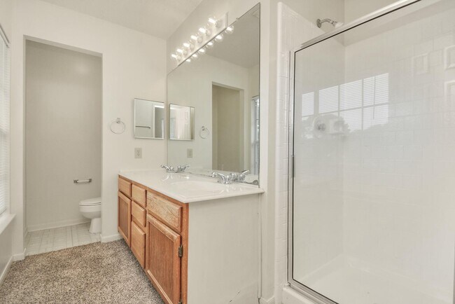 Building Photo - 17210 Colony Creek Dr