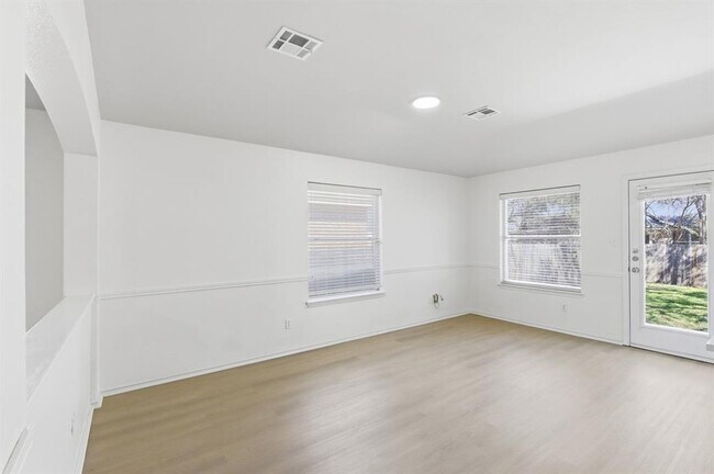 Building Photo - 3337 Cantera Way