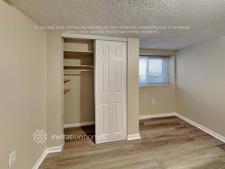 Building Photo - 3112 Nevada Ave S