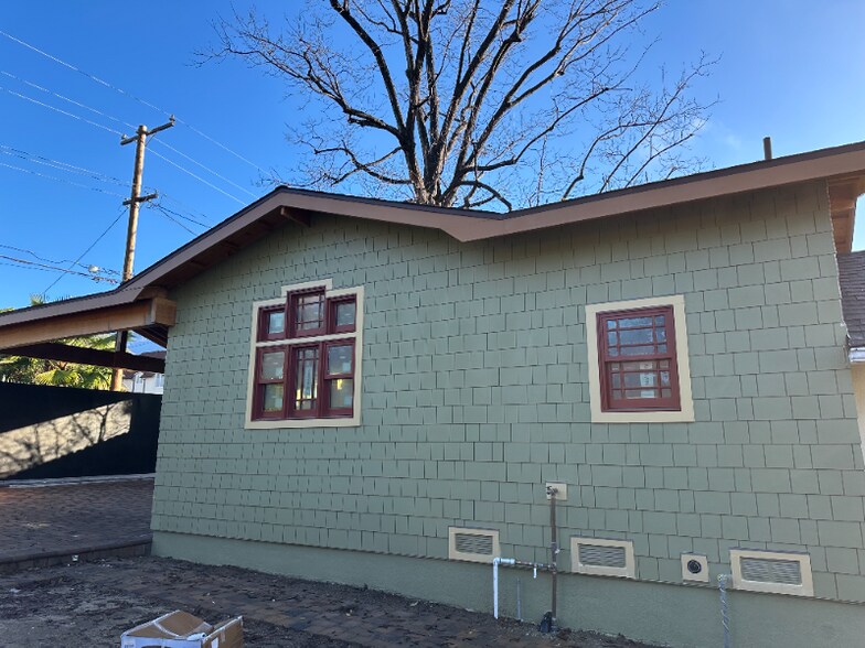 Building Photo - 1719 Loma Vista St