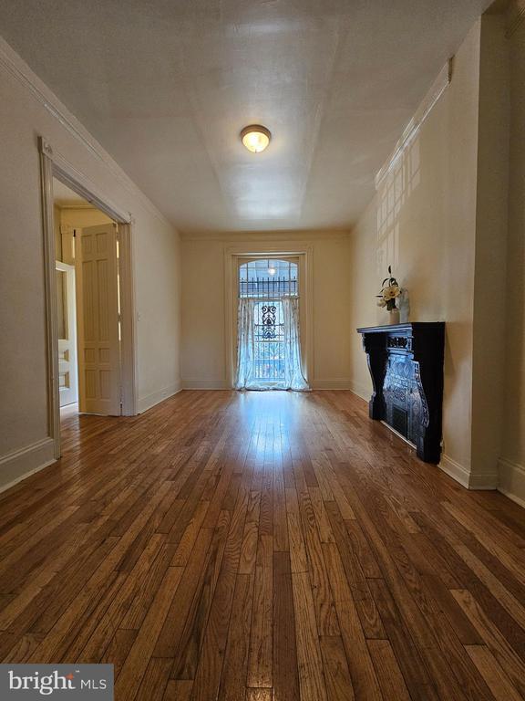Building Photo - 426 S 42nd St