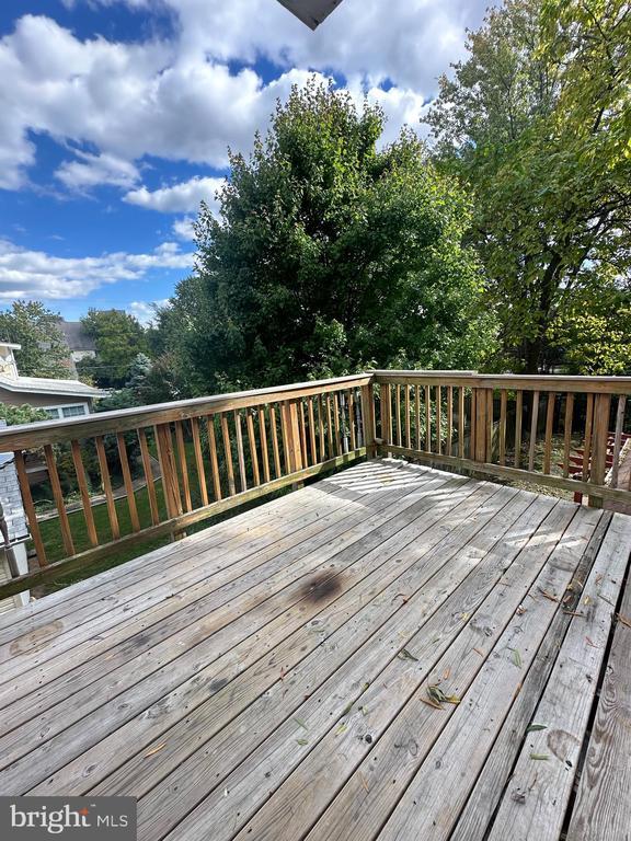 Building Photo - 806 18th St S