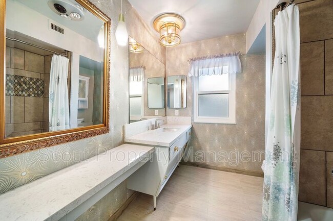 Building Photo - 25851 Sun City Blvd