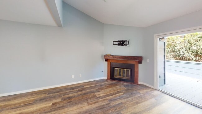 Building Photo - DEPOSIT PENDING Beautiful 2-bedroom, 1.5-bath home in San Luis Obispo!