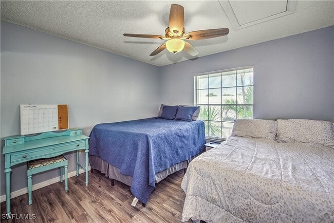 Building Photo - 15410 River Vista Dr