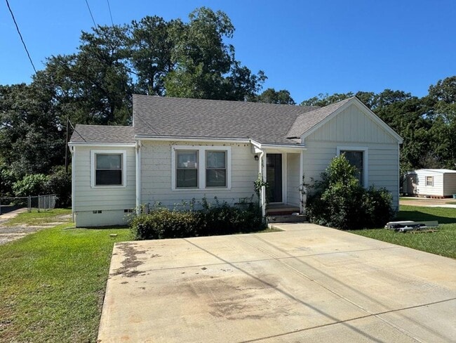 Primary Photo - 508 Maple St