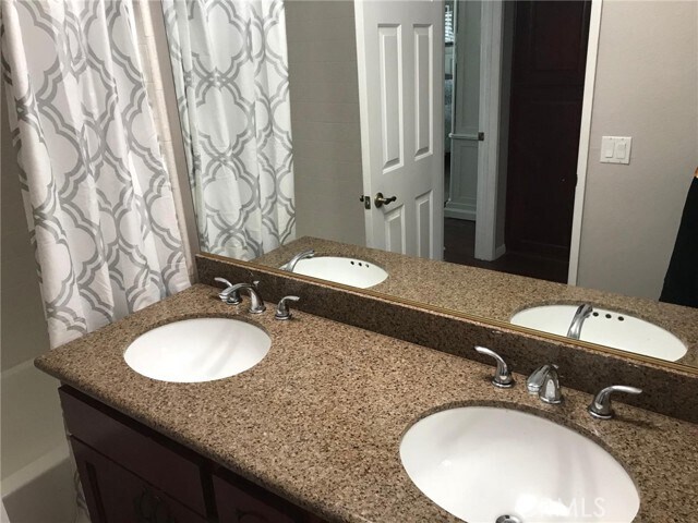Building Photo - 20848 Quail Run Dr