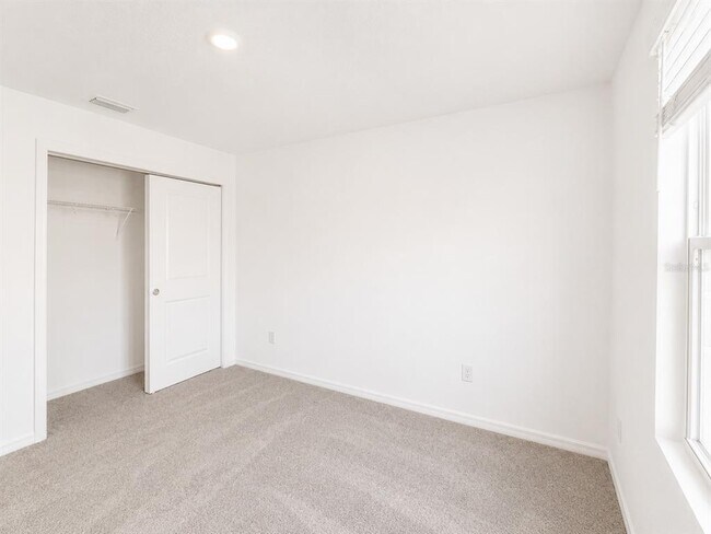 Building Photo - 15144 Cuzcorro Ct