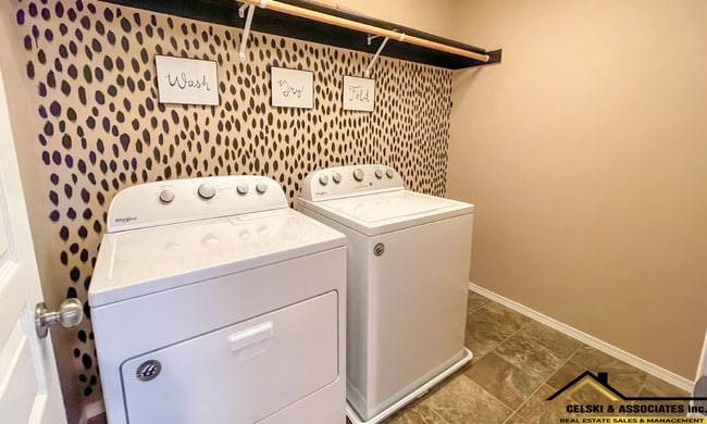 Building Photo - Move in special! 1/2 off first month's ren...