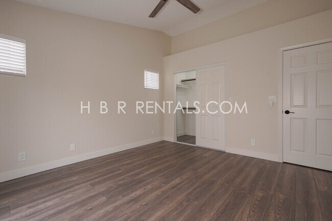 Building Photo - Single Story 3 bedroom home *SOLAR* *POOL*...