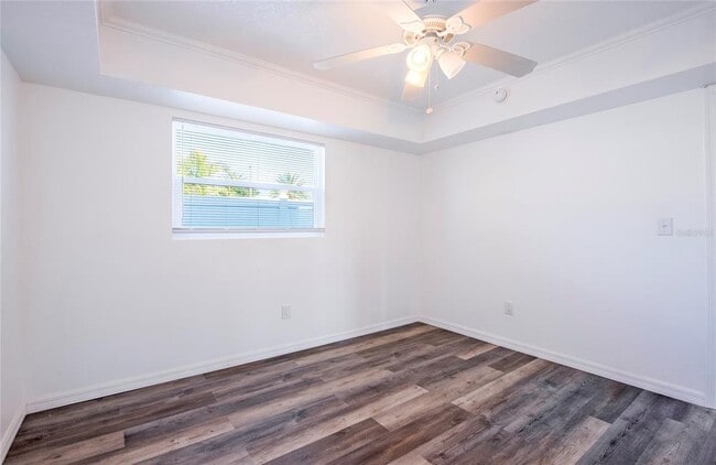 Building Photo - 717 E Gulf Blvd