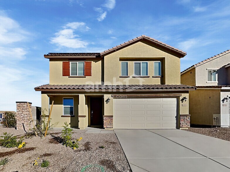 Primary Photo - 9753 W Luxton Ln