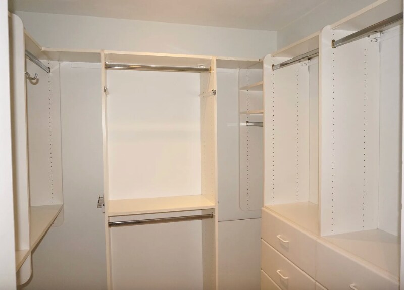 Building Photo - 28 Twin Peaks Blvd