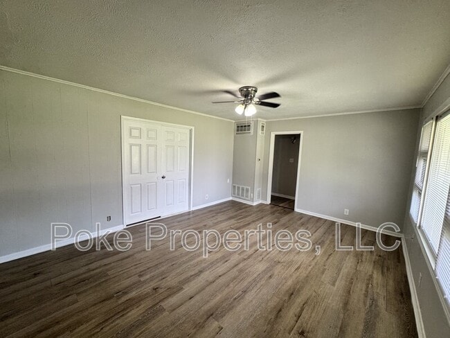 Building Photo - 1506 Arkansas St