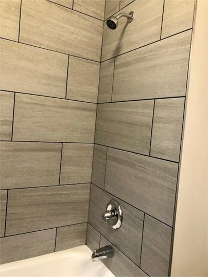 Building Photo - 1939 Scoville Ave