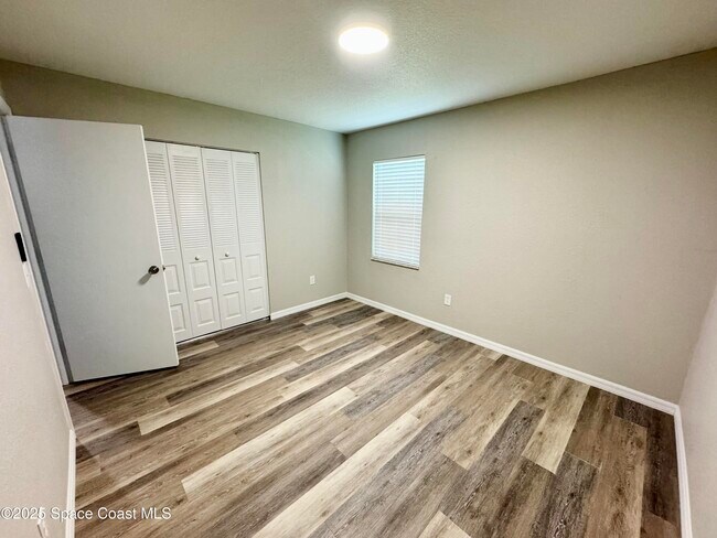 Building Photo - 1259 Cambo Ct NE